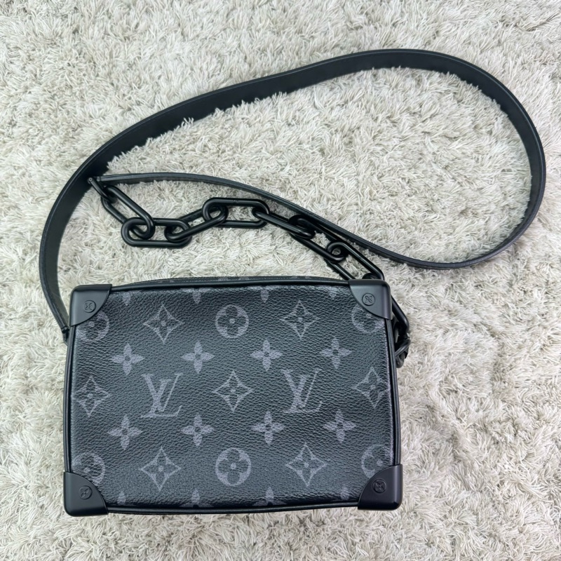 LV M44735 SOFT TRUNK系列經典Eclipse帆布印花拉鍊肩背方包(迷你)  👉晶片款👉中性款式男  女都可輕鬆駕馭-6