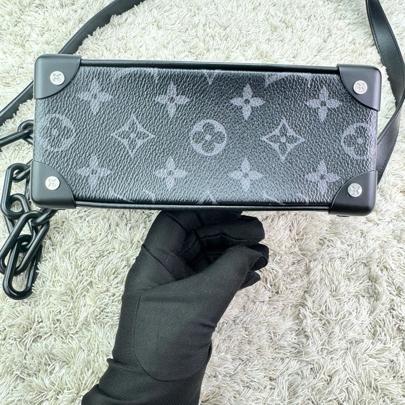 LV M44735 SOFT TRUNK系列經典Eclipse帆布印花拉鍊肩背方包(迷你)  👉晶片款👉中性款式男  女都可輕鬆駕馭-19
