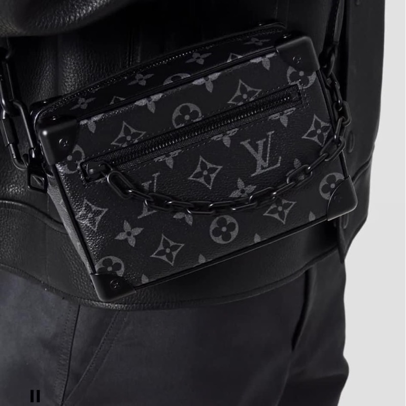 LV M44735 SOFT TRUNK系列經典Eclipse帆布印花拉鍊肩背方包(迷你)  👉晶片款👉中性款式男  女都可輕鬆駕馭-26