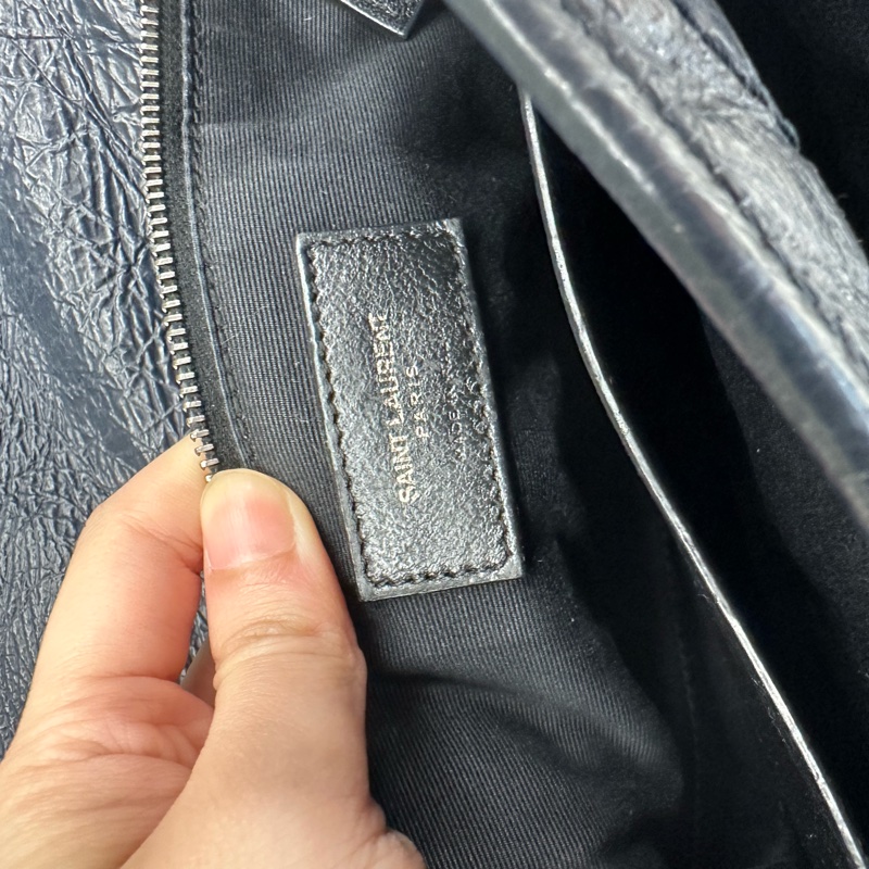 🔥全網最低🔥99新全配 有購證 #YSL 藏藍色 #Niki 中號-30