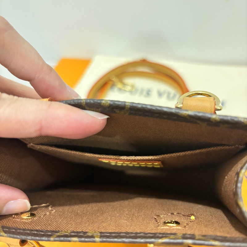 LV MINI 琴譜包-14