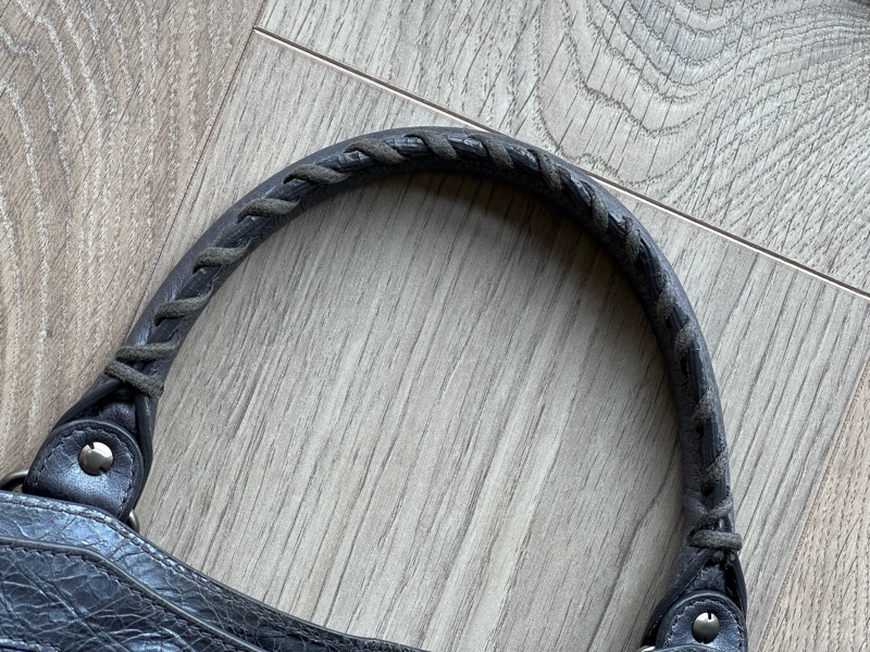 二手Balenciaga 巴黎世家City機車包，27張細圖喔-9