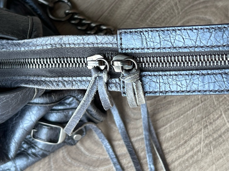 二手Balenciaga 巴黎世家City機車包，27張細圖喔-11