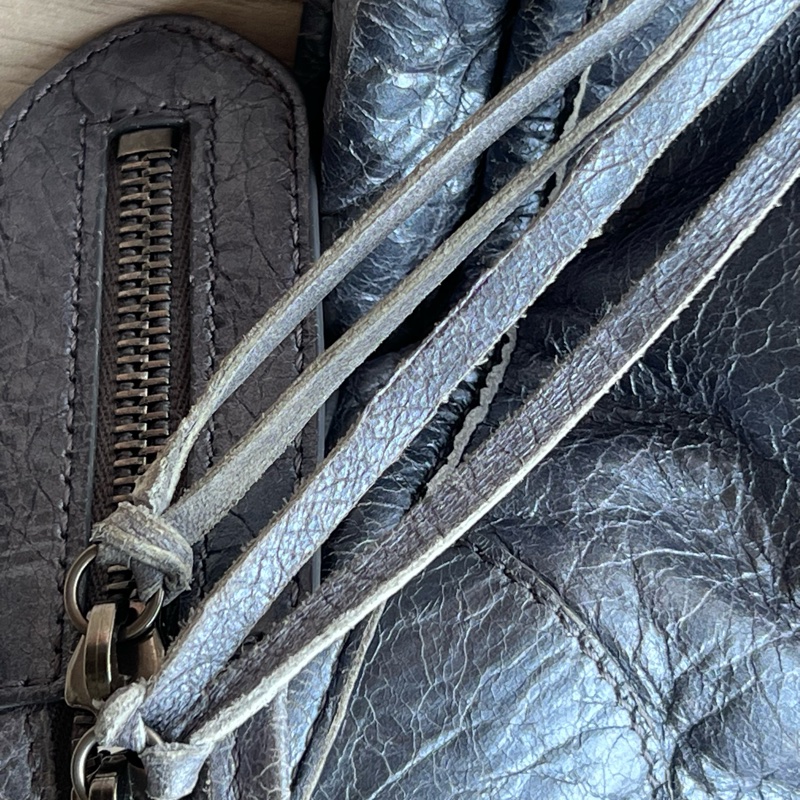 二手Balenciaga 巴黎世家City機車包，27張細圖喔-12