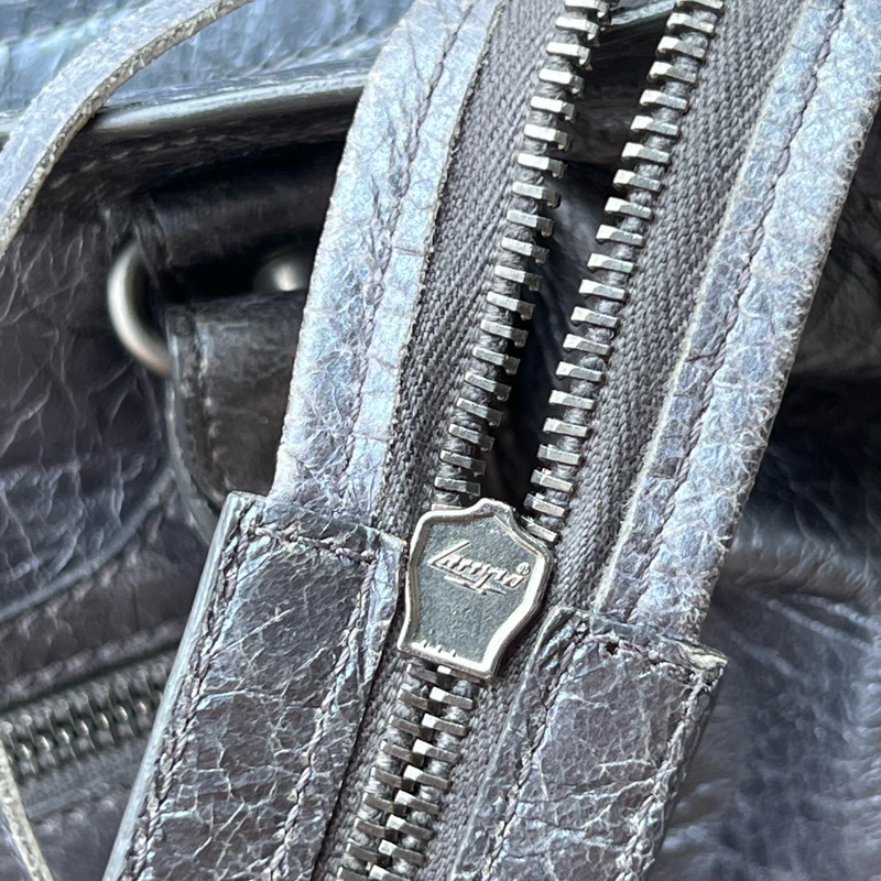 二手Balenciaga 巴黎世家City機車包，27張細圖喔-13