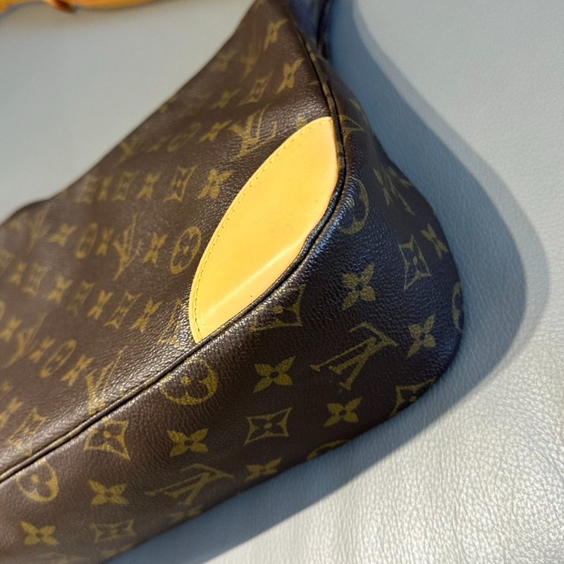 全網最低❤️LV❤️經典老花牛角包~包況良好-11