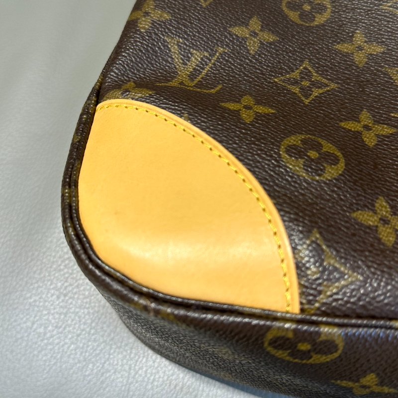 全網最低❤️LV❤️經典老花牛角包~包況良好-12