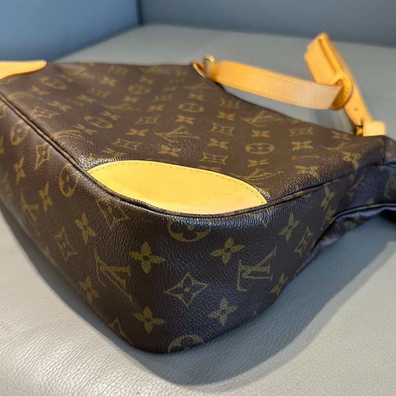 全網最低❤️LV❤️經典老花牛角包~包況良好-14