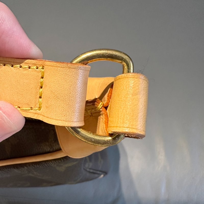 全網最低❤️LV❤️經典老花牛角包~包況良好-28