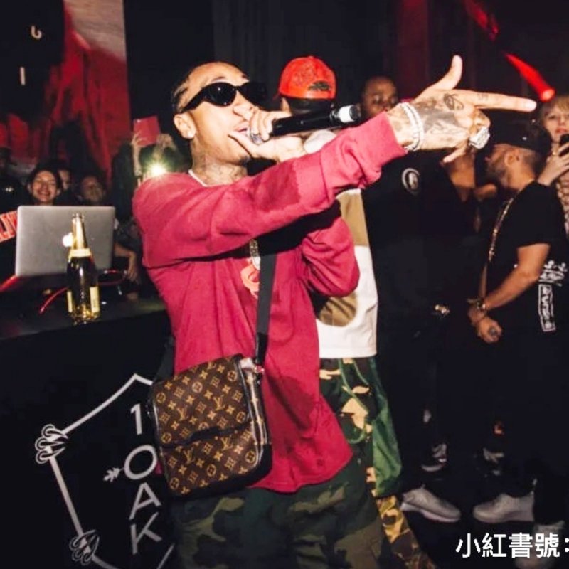 二手 九新 LOUIS VUITTON LV帆布翻蓋磁釦斜背包 /男女皆宜 老花郵差包-5