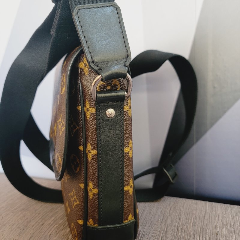 二手 九新 LOUIS VUITTON LV帆布翻蓋磁釦斜背包 /男女皆宜 老花郵差包-15