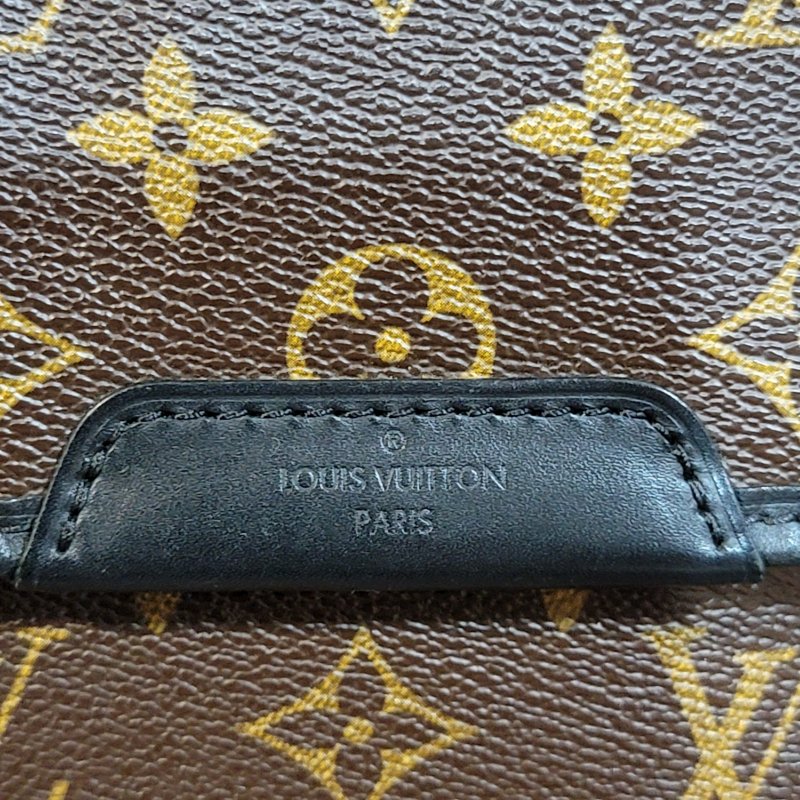 二手 九新 LOUIS VUITTON LV帆布翻蓋磁釦斜背包 /男女皆宜 老花郵差包-21