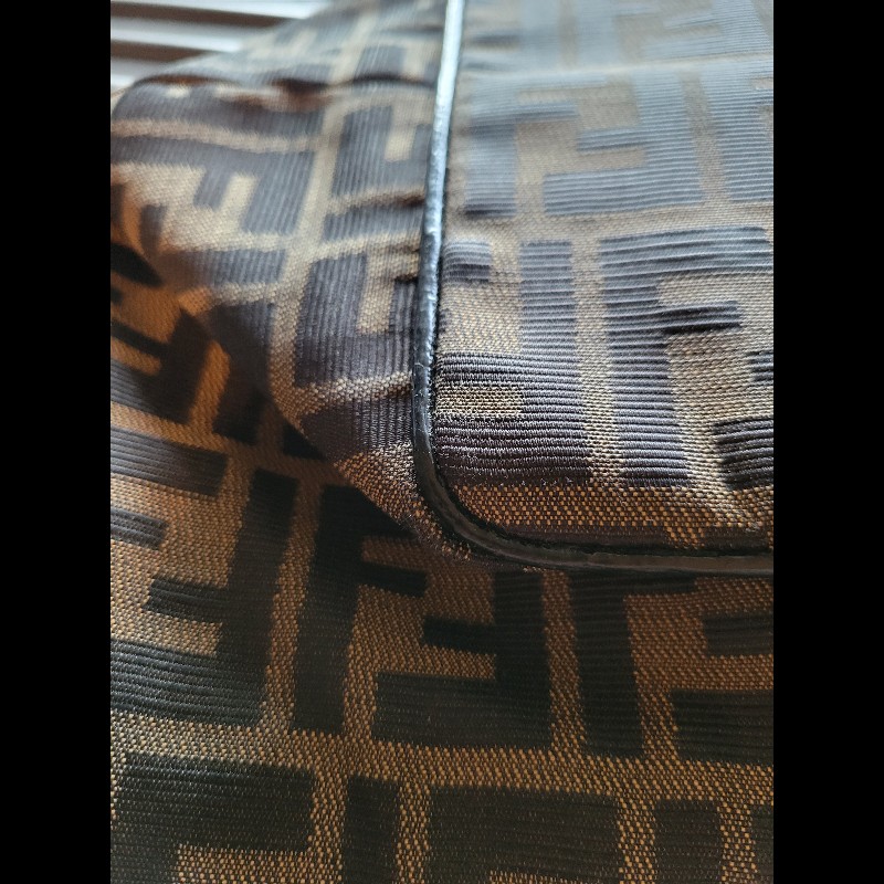 Fendi 老花 手提包-9