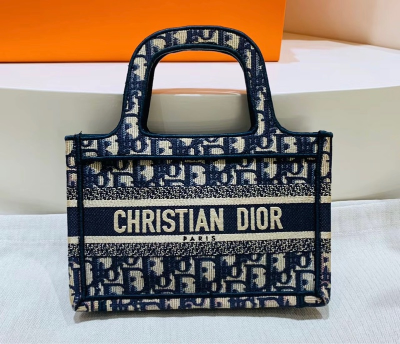 【哥吉拉精品時尚】激新 Dior mini Tote 托特-4