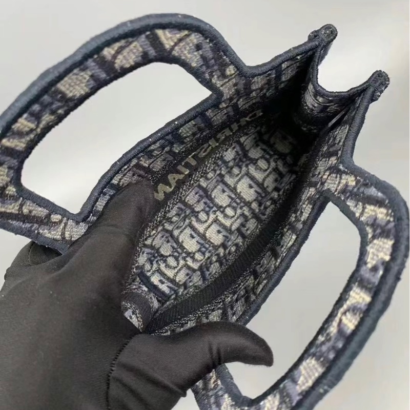 【哥吉拉精品時尚】激新 Dior mini Tote 托特-6