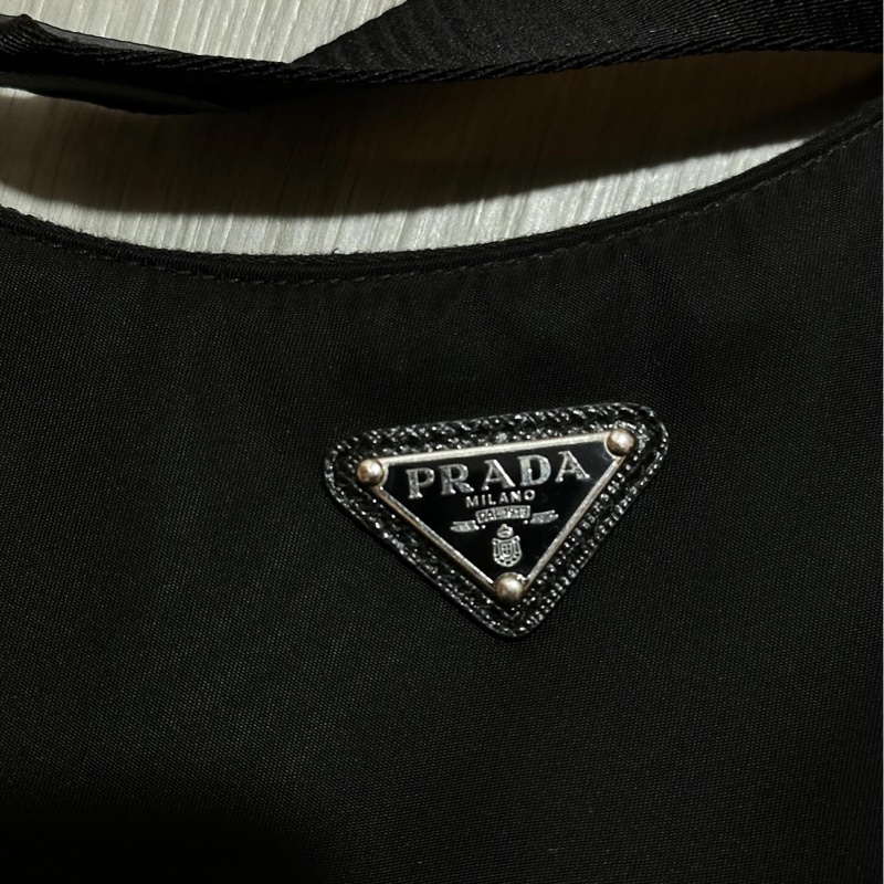 （包況很新）可議 Prada Re-Edition 2005 三合一-4