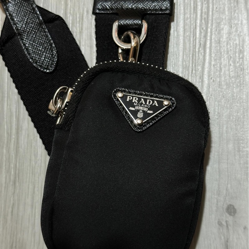 （包況很新）可議 Prada Re-Edition 2005 三合一-6