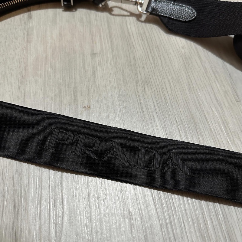 （包況很新）可議 Prada Re-Edition 2005 三合一-20