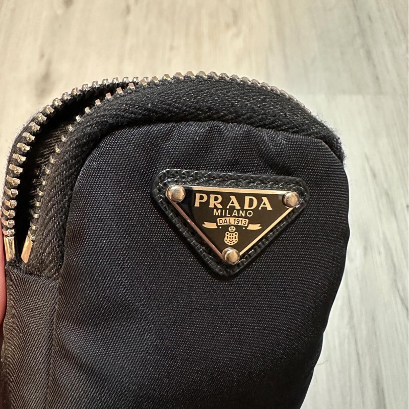 （包況很新）可議 Prada Re-Edition 2005 三合一-23