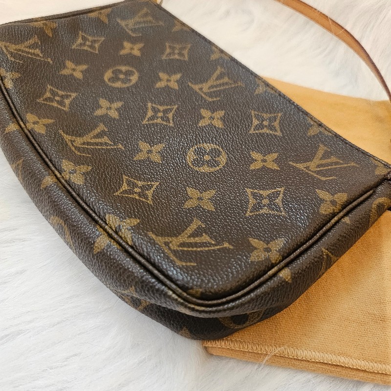 🎀👜曼蒂二手精品 👜🎀 LV 二手老花大款麻將包 lv麻將包 手提包 肩背包 腋下包-23