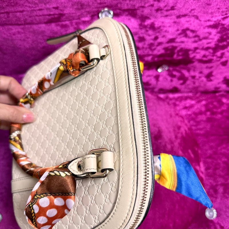 GUCCI 白牛革壓紋手提斜背貝殼包449654-5