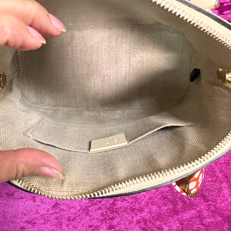 GUCCI 白牛革壓紋手提斜背貝殼包449654-8