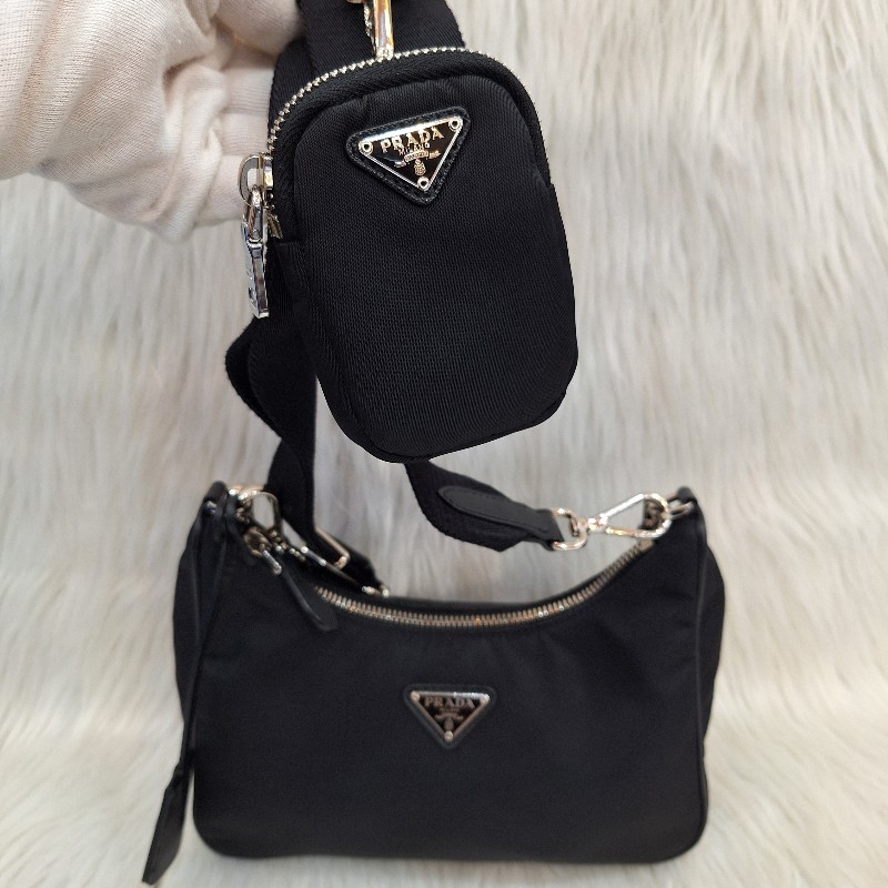 PRADA  黑色尼龍布銀鍊三合一 零錢/肩背/斜背包-2