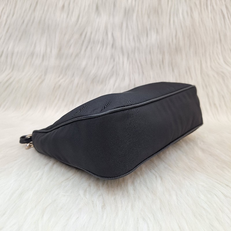 PRADA  黑色尼龍布銀鍊三合一 零錢/肩背/斜背包-10