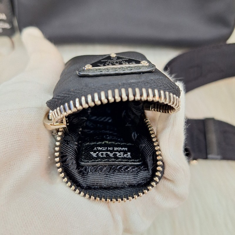 PRADA  黑色尼龍布銀鍊三合一 零錢/肩背/斜背包-17