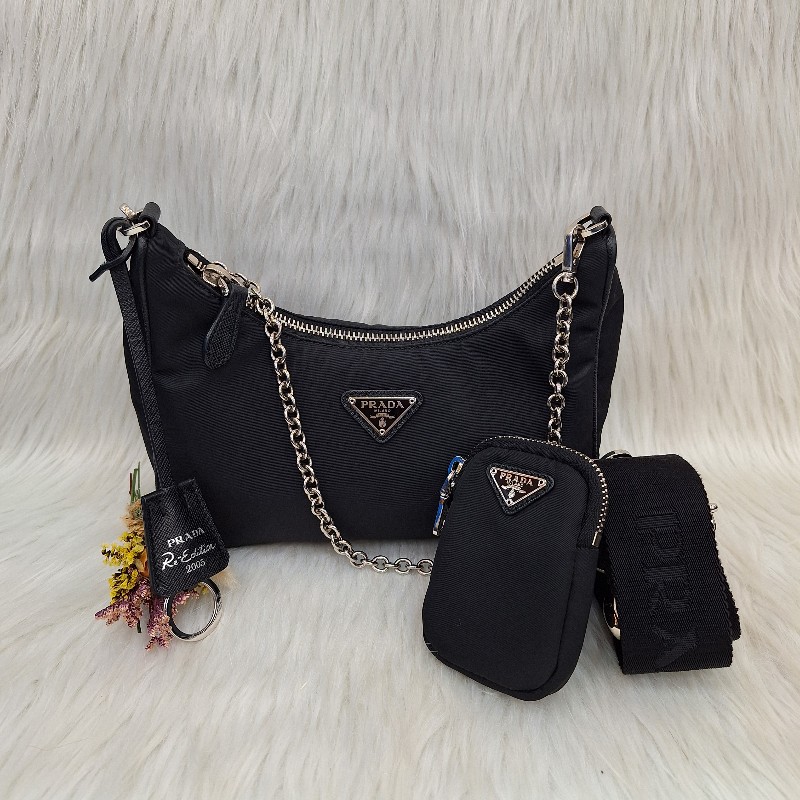 PRADA  黑色尼龍布銀鍊三合一 零錢/肩背/斜背包-19