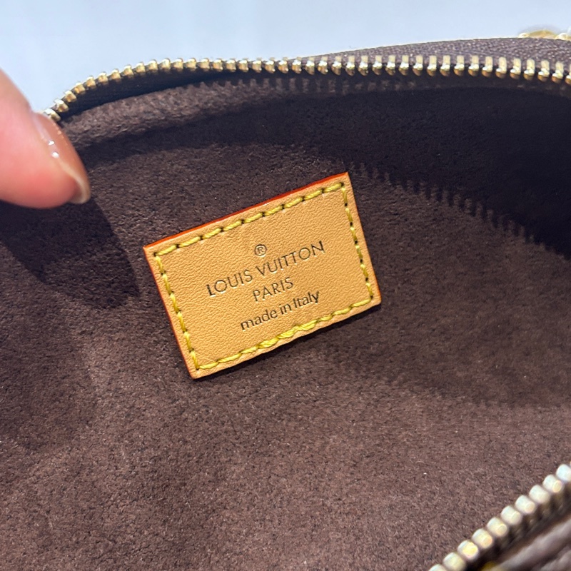 「LV」mini bumbag 老花款-3