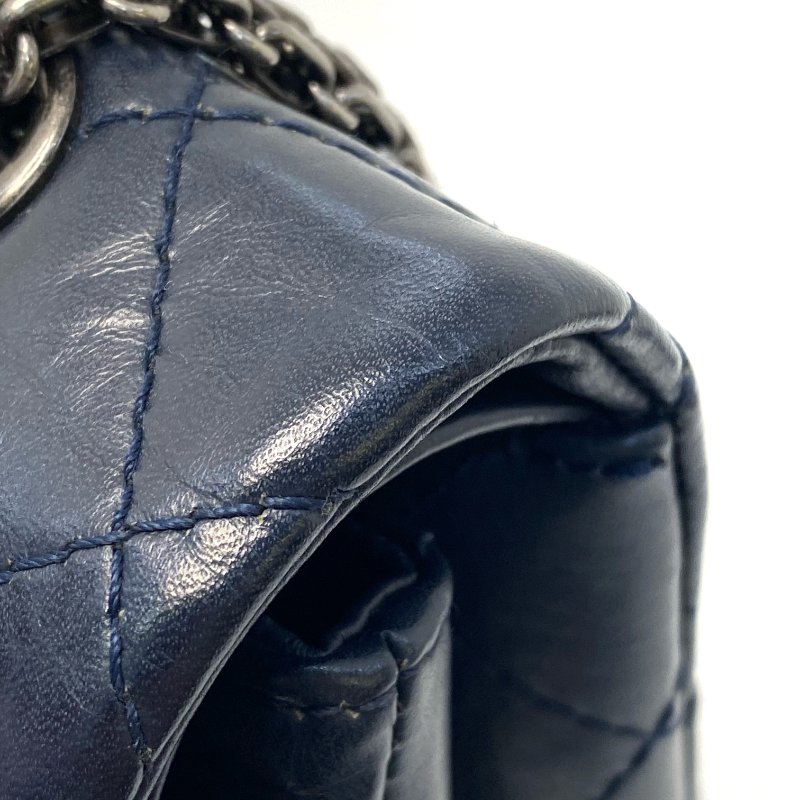 △ Chanel 香奈兒 2.55 Jumbo Navy Aged Calfskin Ruthenium-Finish Metal Chain Flap Bag 2.55特大號深藍色舊化小牛皮鍍釕金屬鏈條肩背袋 A37590 - 247007323-11