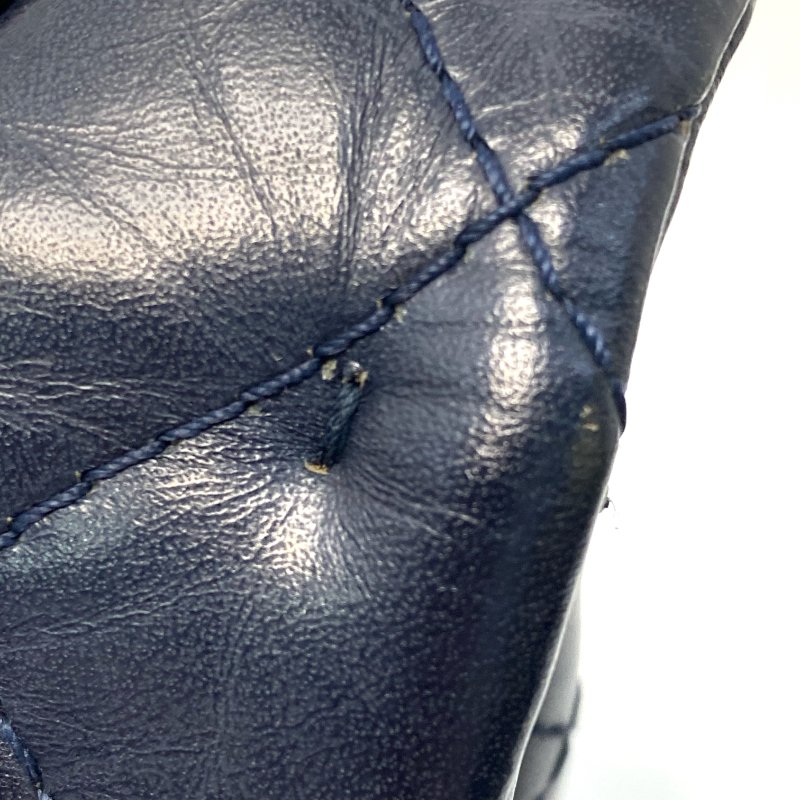 △ Chanel 香奈兒 2.55 Jumbo Navy Aged Calfskin Ruthenium-Finish Metal Chain Flap Bag 2.55特大號深藍色舊化小牛皮鍍釕金屬鏈條肩背袋 A37590 - 247007323-15