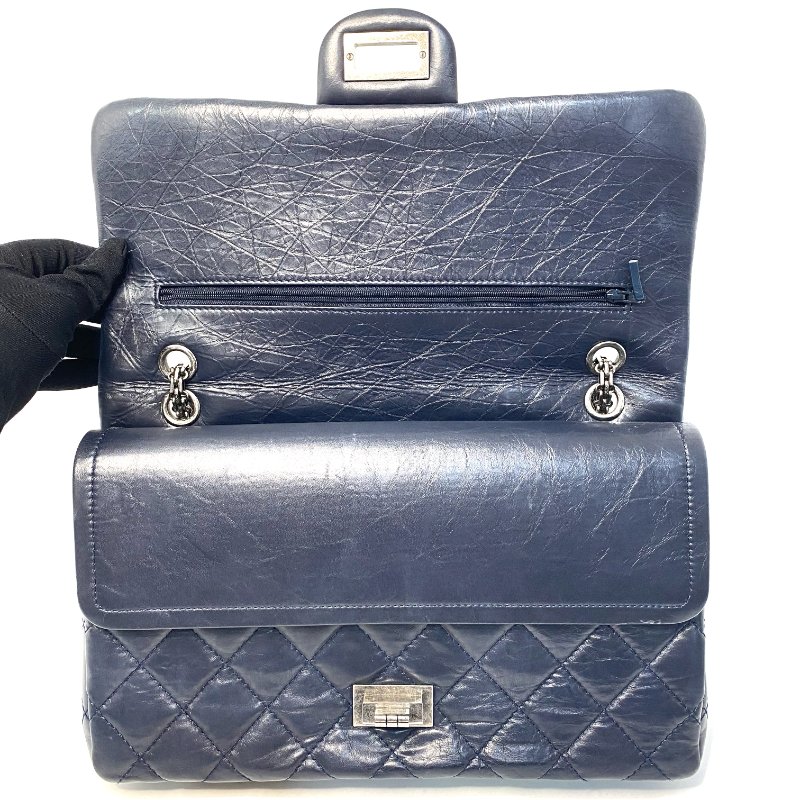 △ Chanel 香奈兒 2.55 Jumbo Navy Aged Calfskin Ruthenium-Finish Metal Chain Flap Bag 2.55特大號深藍色舊化小牛皮鍍釕金屬鏈條肩背袋 A37590 - 247007323-20