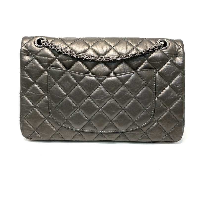 △ Chanel 香奈兒 2.55 Metallic Dark Grey Aged Calfskin Silver-tone Metal Chain Flap Bag 2.55金屬深灰色舊化牛皮銀色金屬鏈條肩揹袋 A37587 - 247007761-2