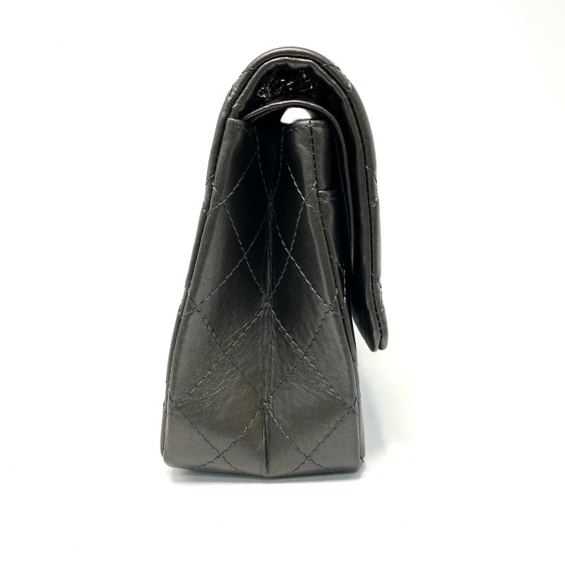 △ Chanel 香奈兒 2.55 Metallic Dark Grey Aged Calfskin Silver-tone Metal Chain Flap Bag 2.55金屬深灰色舊化牛皮銀色金屬鏈條肩揹袋 A37587 - 247007761-4