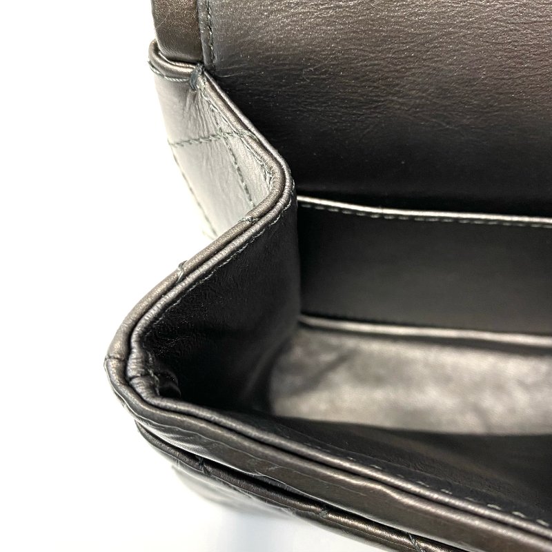 △ Chanel 香奈兒 2.55 Metallic Dark Grey Aged Calfskin Silver-tone Metal Chain Flap Bag 2.55金屬深灰色舊化牛皮銀色金屬鏈條肩揹袋 A37587 - 247007761-20