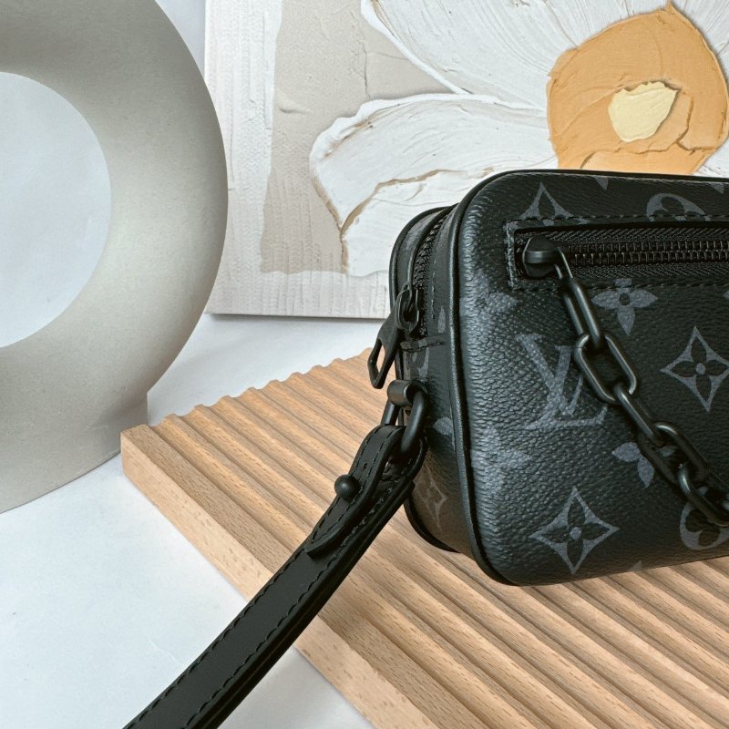Louis Vuitton Pochette Volga 黑灰老花拉鍊手拿包 M68321-2