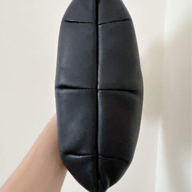 [保留中] VIVIENNE WESTWOOD 西太后經典口金包(9.5新)-9