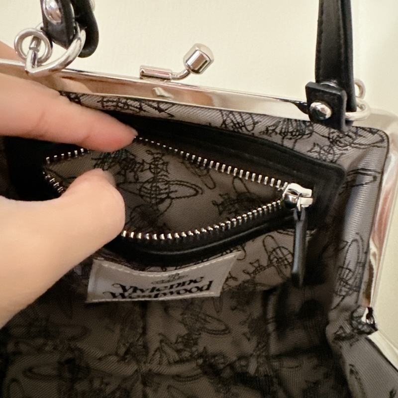 [保留中] VIVIENNE WESTWOOD 西太后經典口金包(9.5新)-11