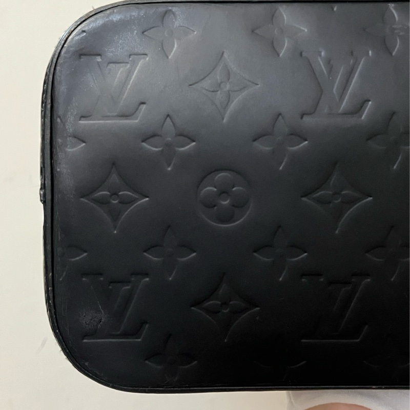 (老闆出國隨便賣)LV 經典 老花 黑 滿版LOGO壓印 五金發亮 手提包 手拿包 LV包-3