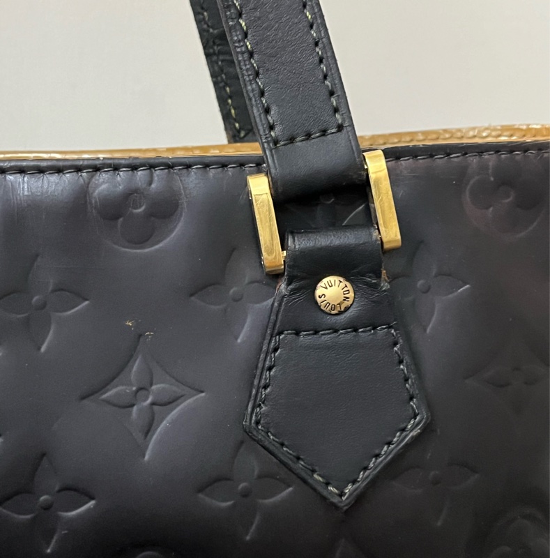 (老闆出國隨便賣)LV 經典 老花 黑 滿版LOGO壓印 五金發亮 手提包 手拿包 LV包-8