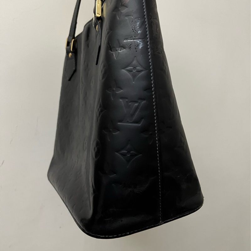 (老闆出國隨便賣)LV 經典 老花 黑 滿版LOGO壓印 五金發亮 手提包 手拿包 LV包-14