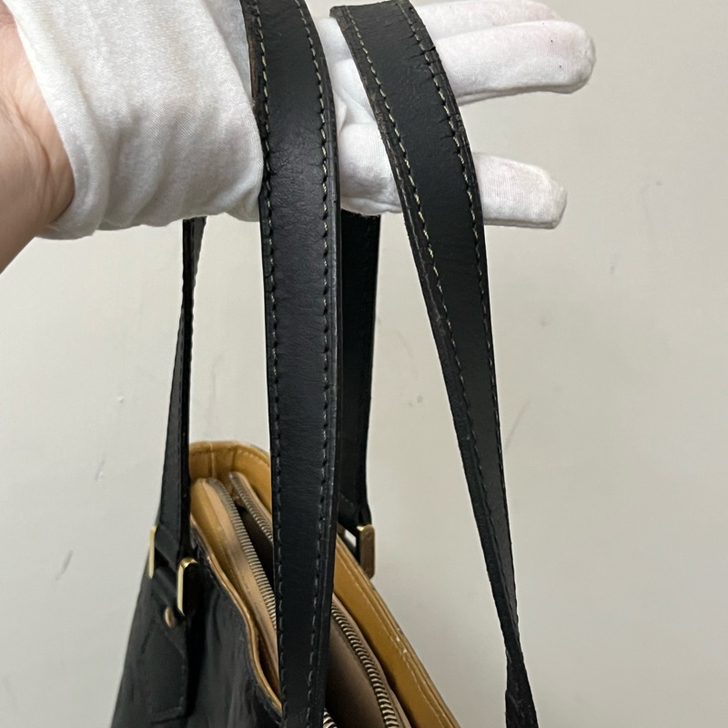 (老闆出國隨便賣)LV 經典 老花 黑 滿版LOGO壓印 五金發亮 手提包 手拿包 LV包-18