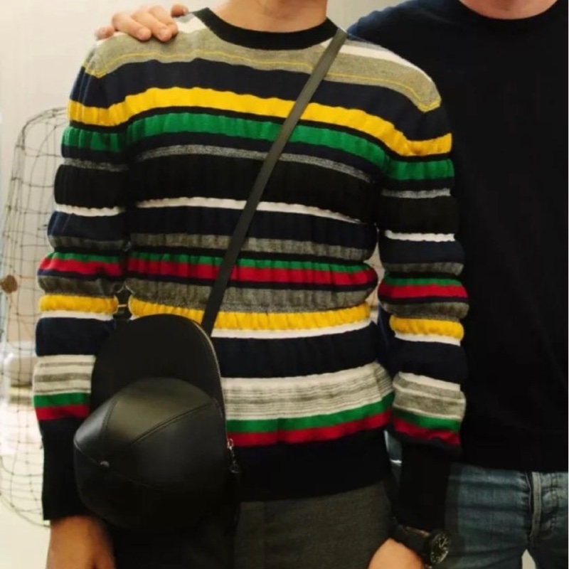 JW ANDERSON 黑色 全皮革 cap bag 帽子包 棒球帽  九新少用割愛13800必收🤎🤎🤎🤎 正常使用痕跡 高標-2