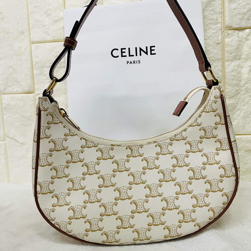 CELINE AVA TRIOMPHE腋下包-2