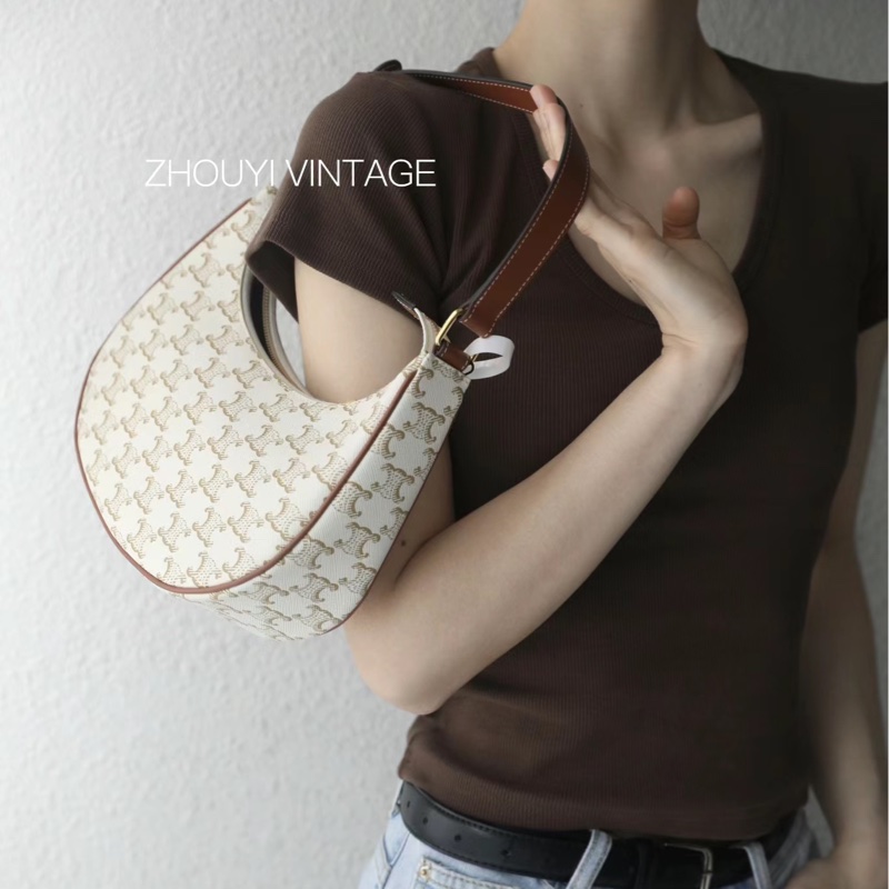 CELINE AVA TRIOMPHE腋下包-29