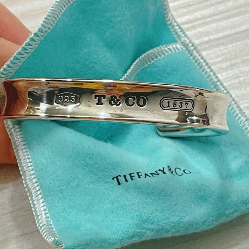 💚Tiffany & Co 💚925 純銀 BASIC CUFF 寬版 手環 手鐲 手鍊 1837-9成新-0