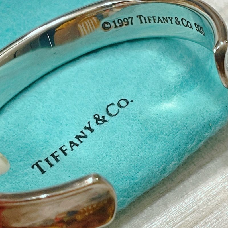 💚Tiffany & Co 💚925 純銀 BASIC CUFF 寬版 手環 手鐲 手鍊 1837-9成新-1