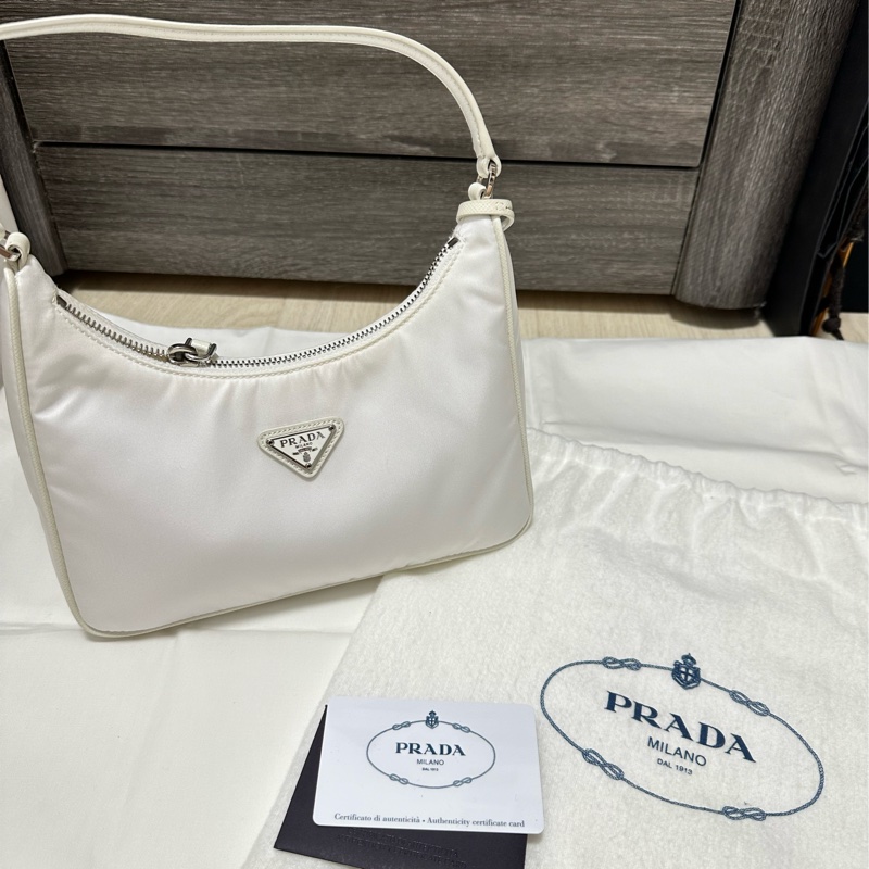 Prada Re-Edition 2005 Re-Nylon 白色 腋下包 肩背包 hobo 手提包-0